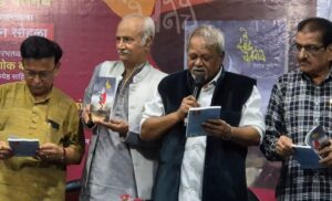 गजलेआधी चांगली कविता लिहिता आली पाहिजे !