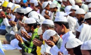 पुरोगामी जावेद अहमद घामिदी हिंदुत्ववाद्यांचे लाडके कसे ?