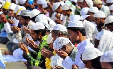 पुरोगामी जावेद अहमद घामिदी हिंदुत्ववाद्यांचे लाडके कसे ?
